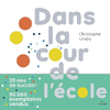 Dans la cour de l'école